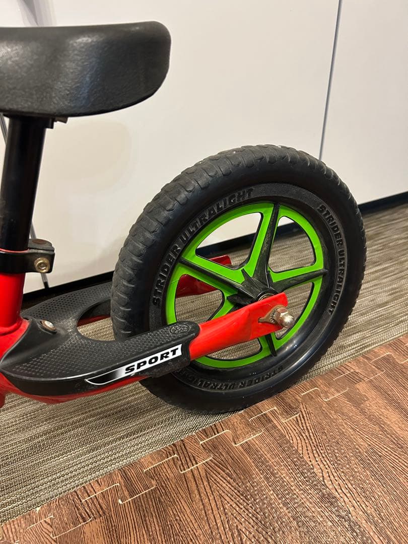 STRIDER SPORTS バランスバイク 赤 ハンドルカスタム