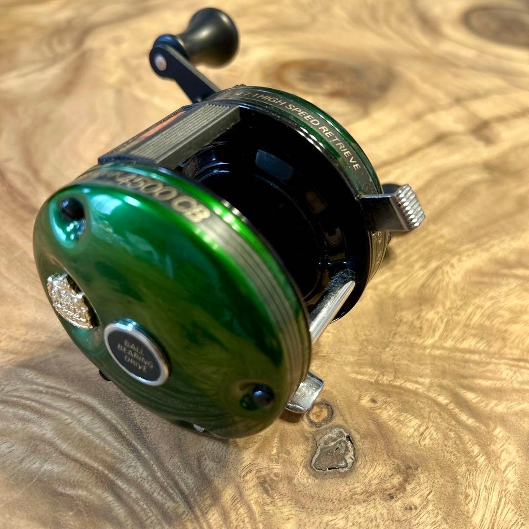ABU Ambassadeur 4500CB グリーン　激レア　　デッドストック