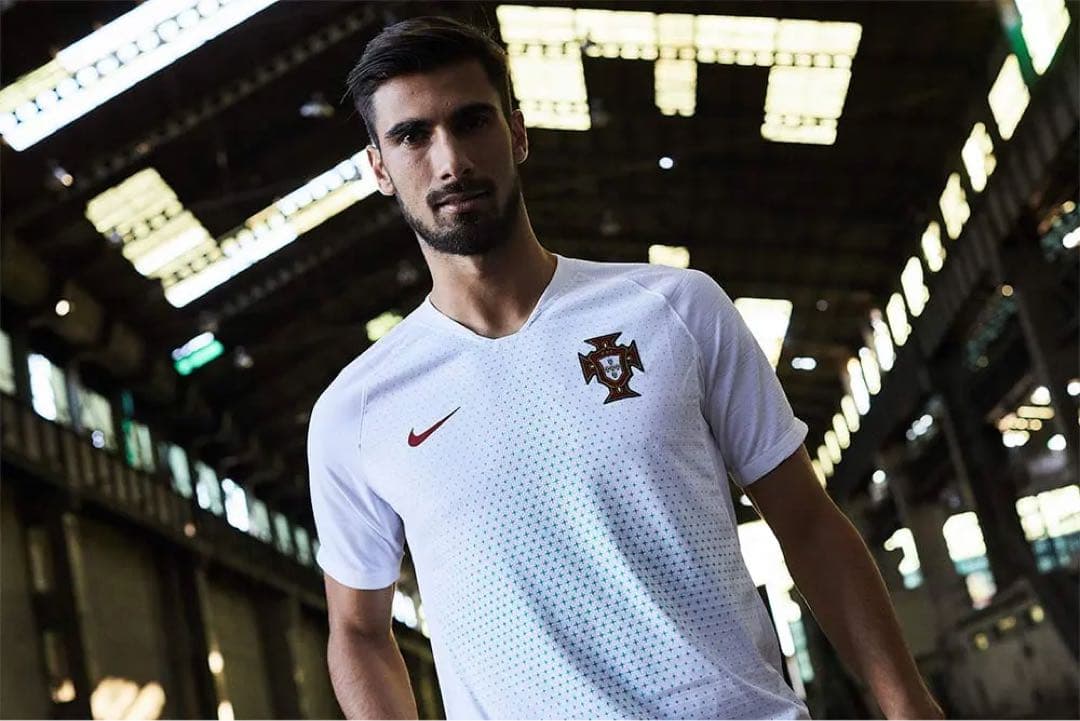 Nike 2018 ポルトガル代表 シャツUS Lサイズ ホワイト
