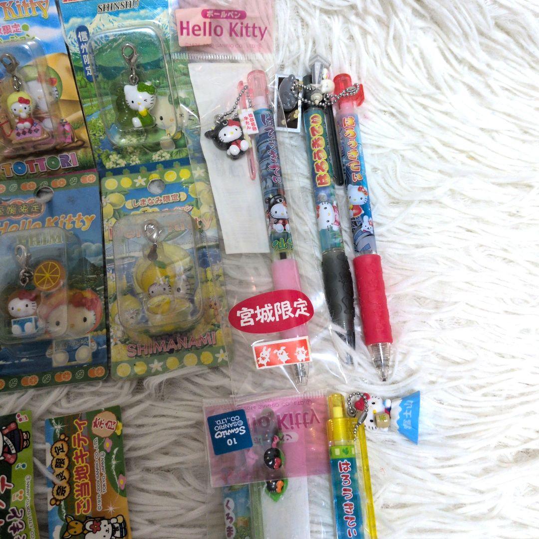 Sanrio ハローキティ　ご当地ストラップ　根付け　ファスナーマスコット