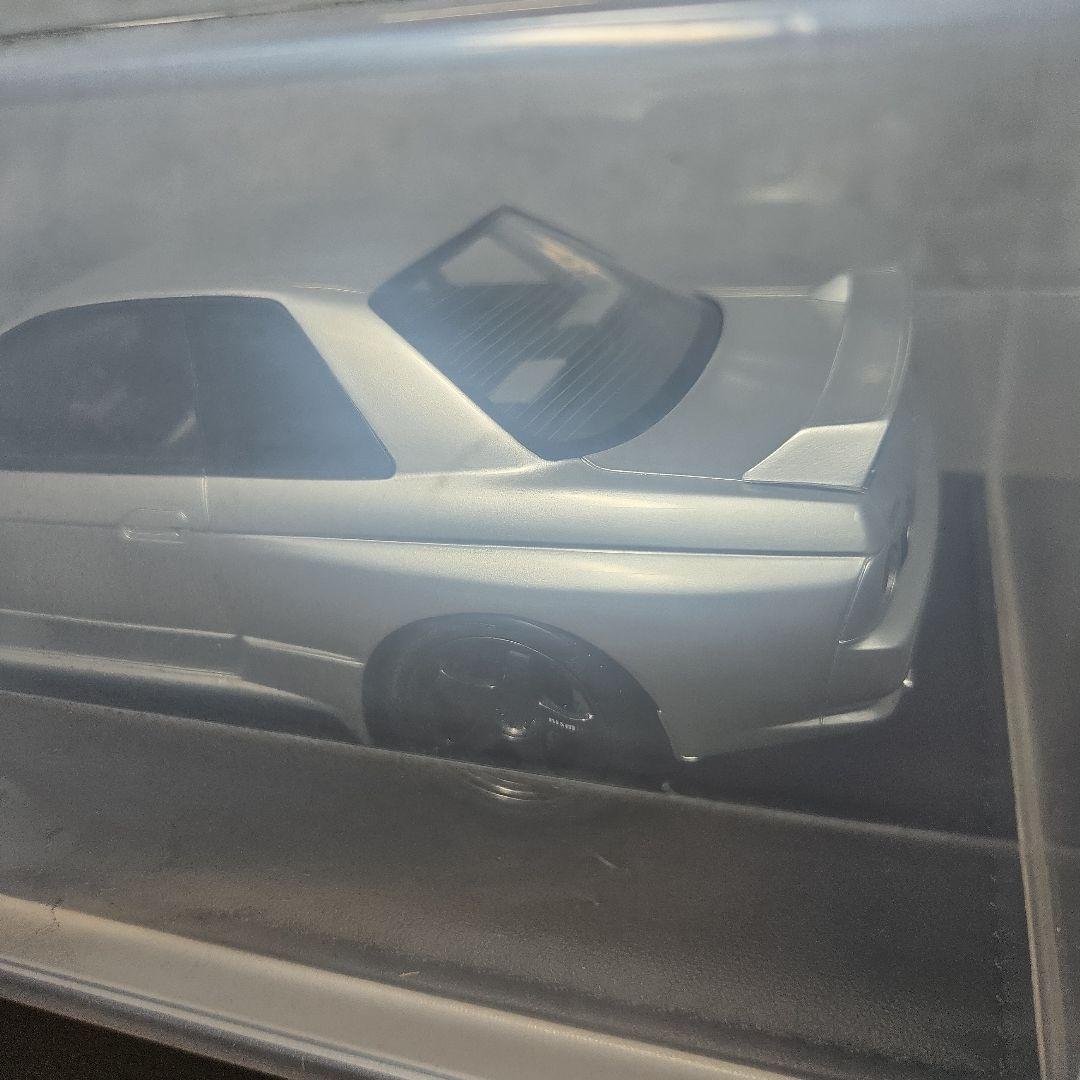 ミニカー 1/18 NISSAN Skyline GT-R (R32) MH027SR