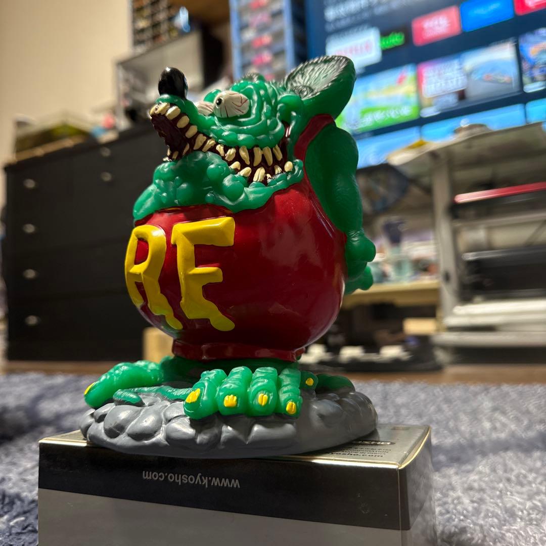 RFキャラクター フィギュア貯金箱