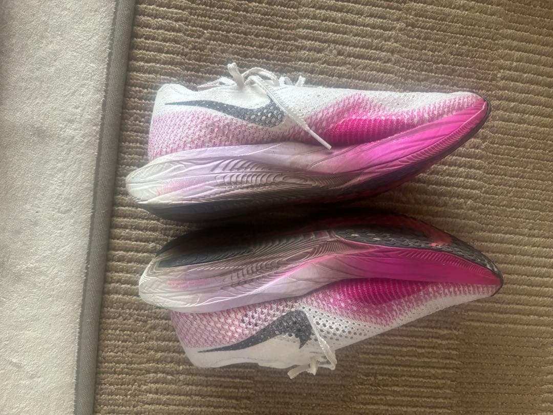 激安‼️Nike ナイキ ヴェイパーフライ 3