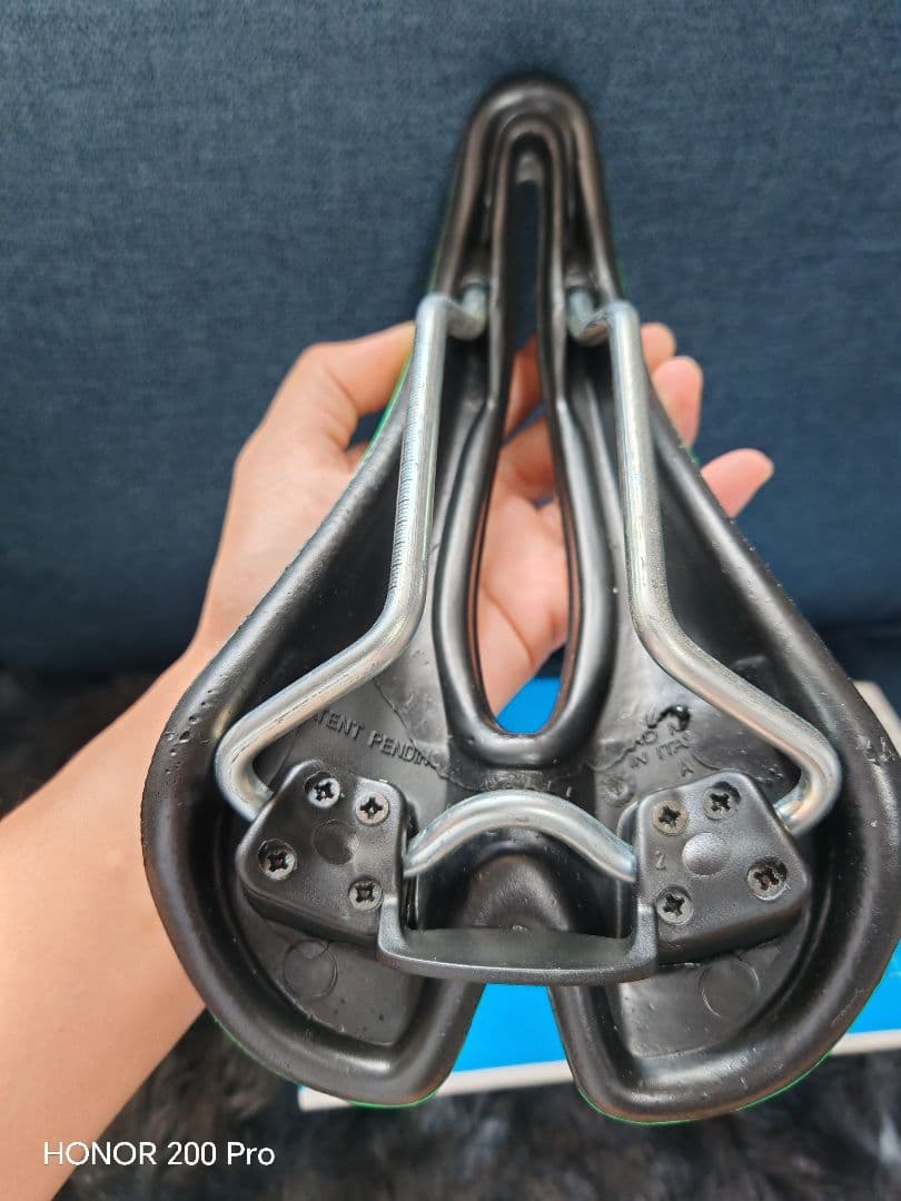 Selle SMP Extra グリーンサドル