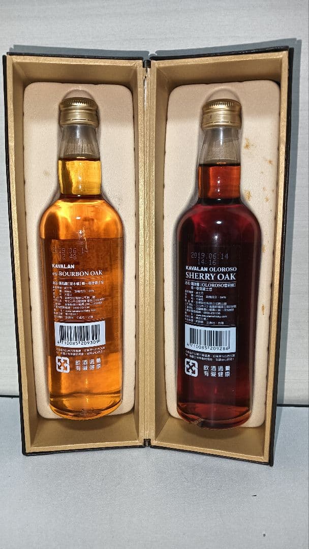 カバラン オロロソシェリー exバーボン 54% 200ml 2本セット 専用箱
