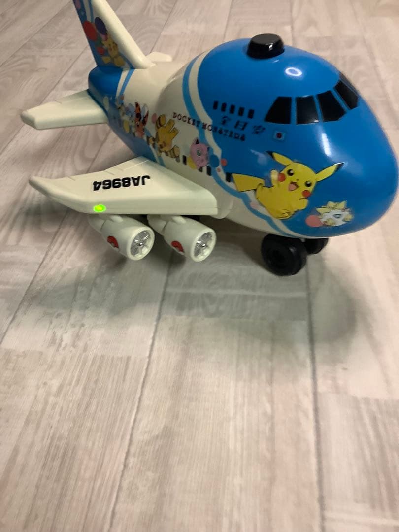TOMY トミカ ハンドルR/Cポケモンジェット