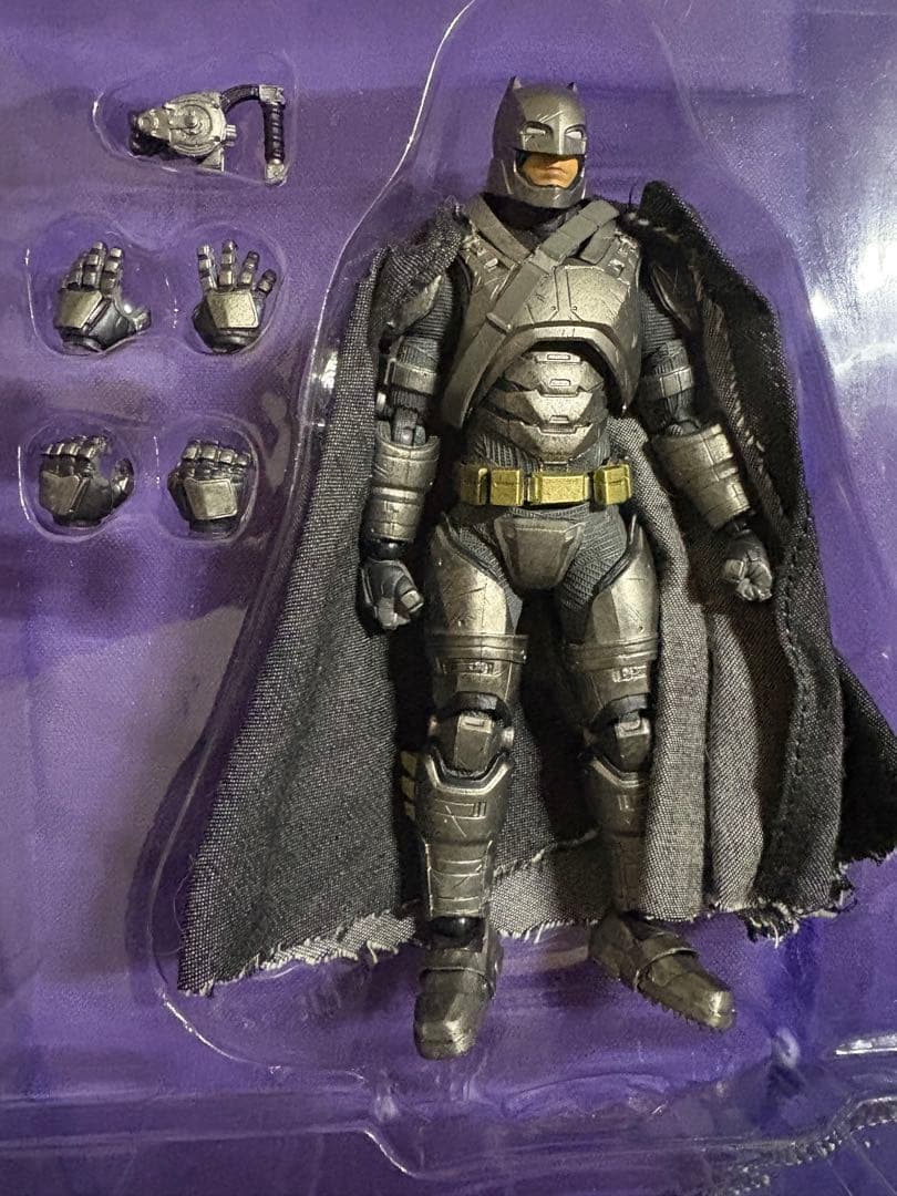 MAFEX アーマードバットマン マフェックス メディコムトイ