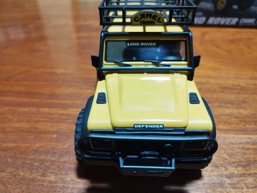 茹で卵　FMS fcx24m Defender90 ランドローバー