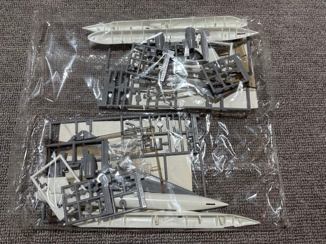 ハセガワ 1/200 JAS 黒澤レインボー　MD-90 777-200