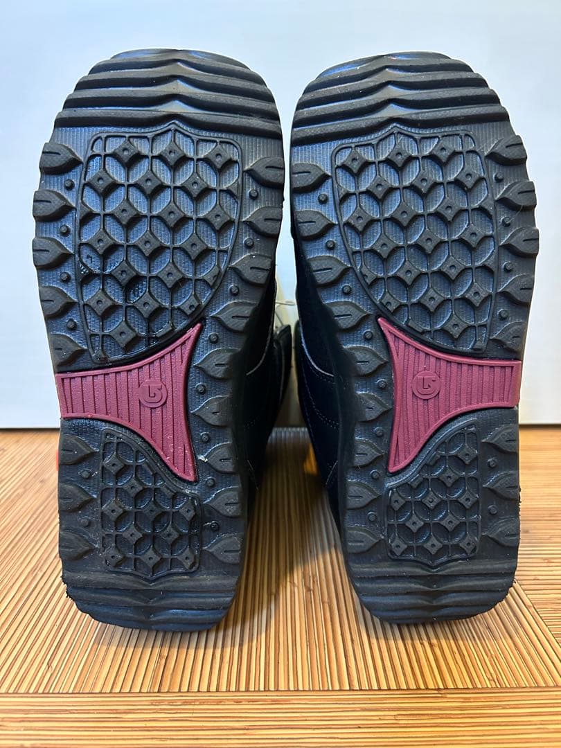 BURTON MINT BOA 24.5cm 女性用　キッズも可　スノボブーツ