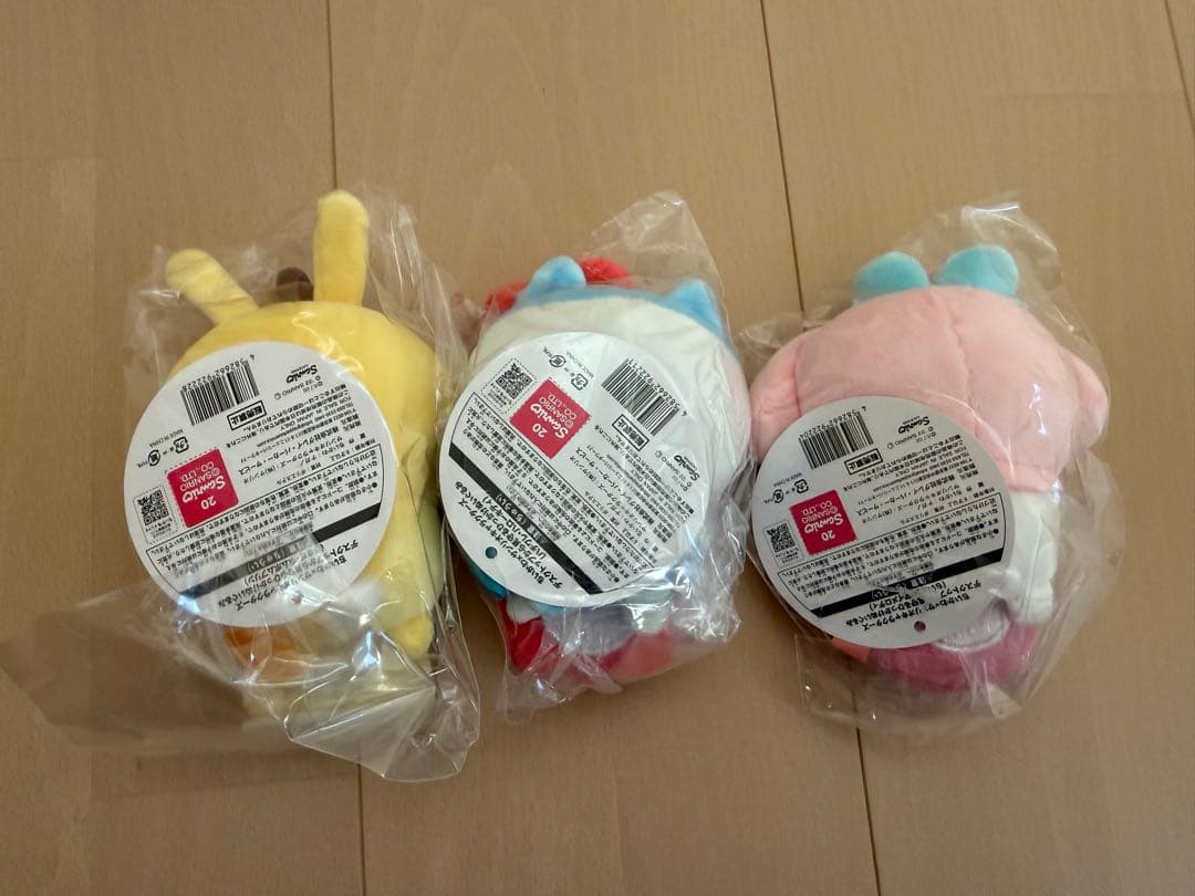 ちいかわ×サンリオ デスクトップから見守るひっかけぬいぐるみ3体セット