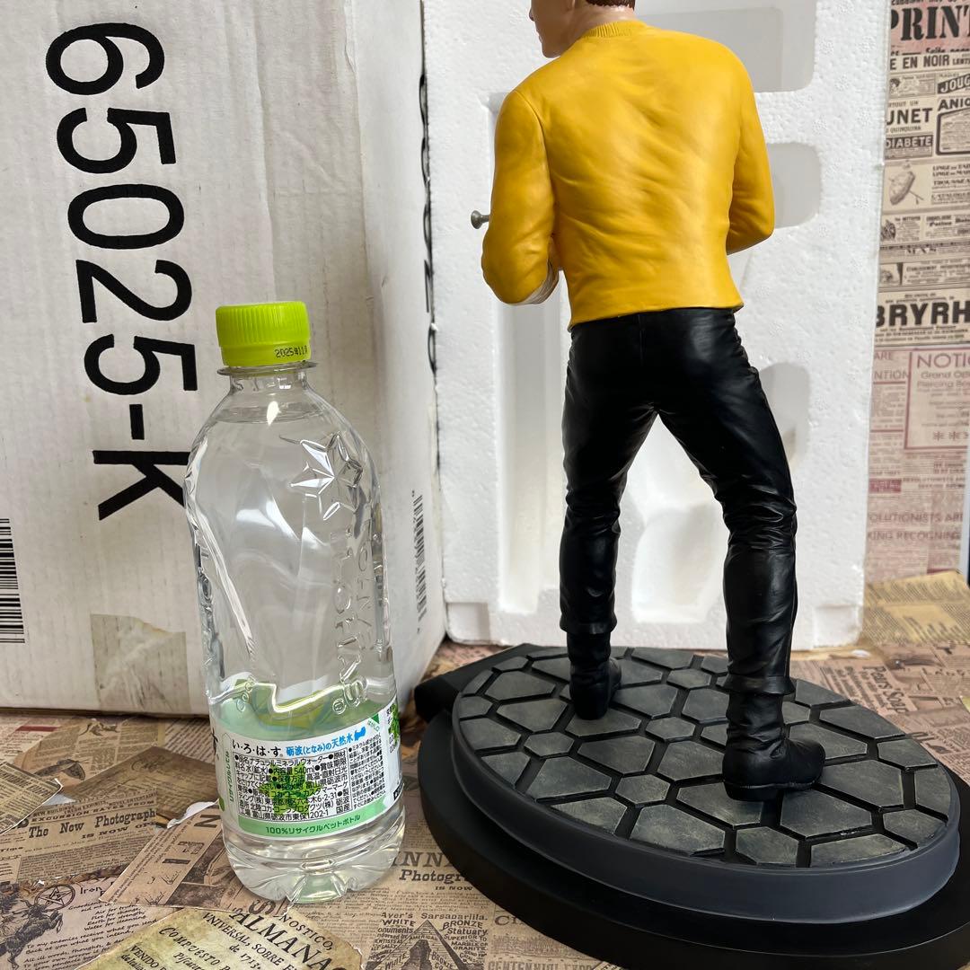 海外　希少　スタートレック　STAR TREK ジェームズ　フィギュア