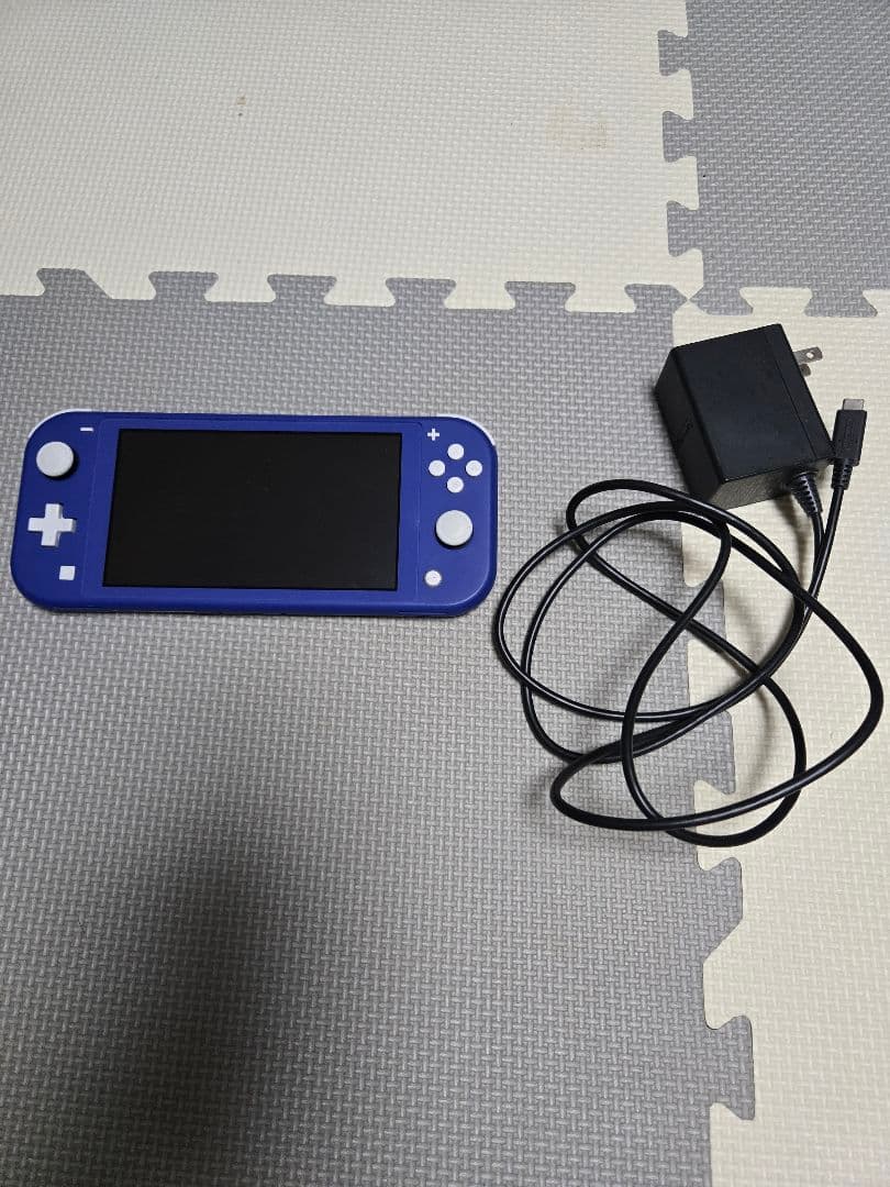 Nintendo Switch Lite 青色 本体 充電器付き