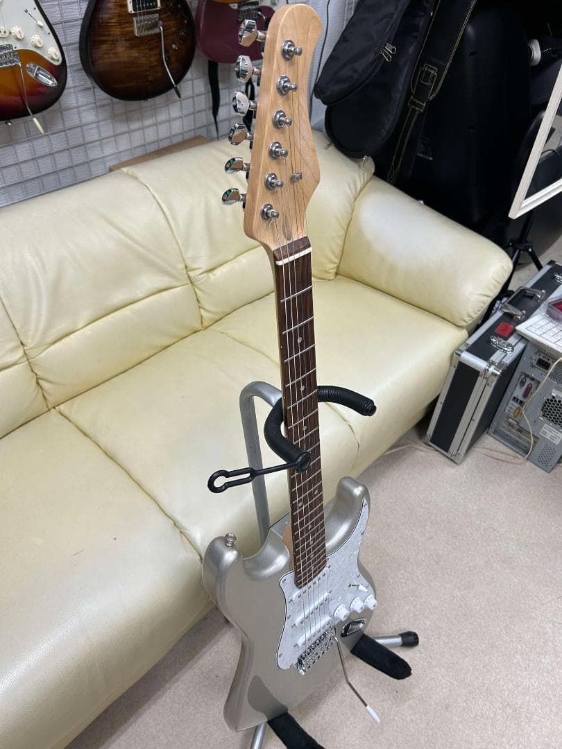 バッカス ストラトキャスターBACCHUS / BST-1R Silver