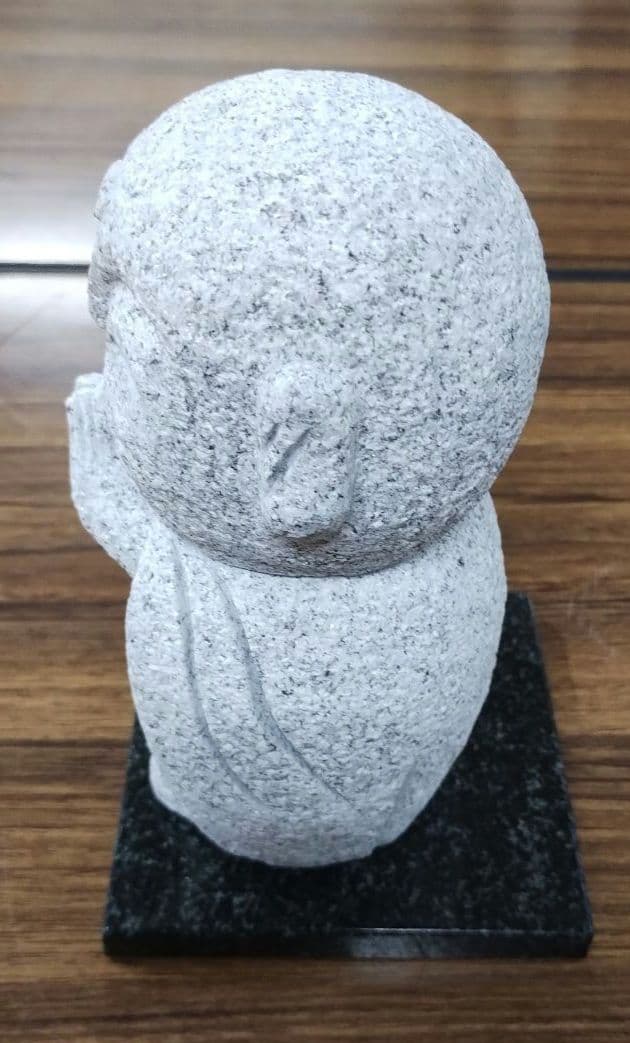 石仏像 お地蔵さん　地蔵菩薩