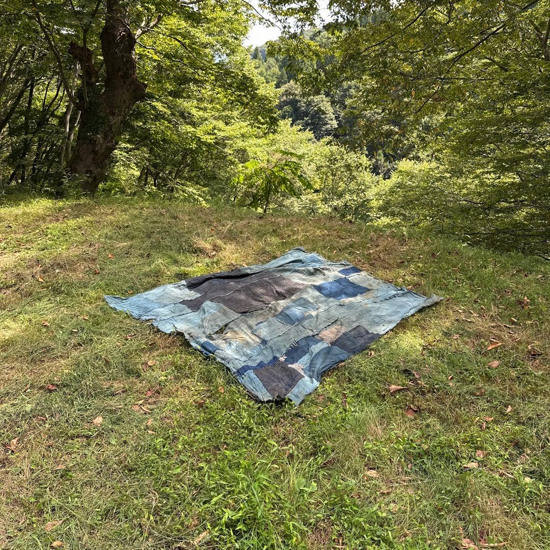 【蔵出し】藍染 BORO 古布 ボロ布 1555mm×1555 つぎはぎ　刺子
