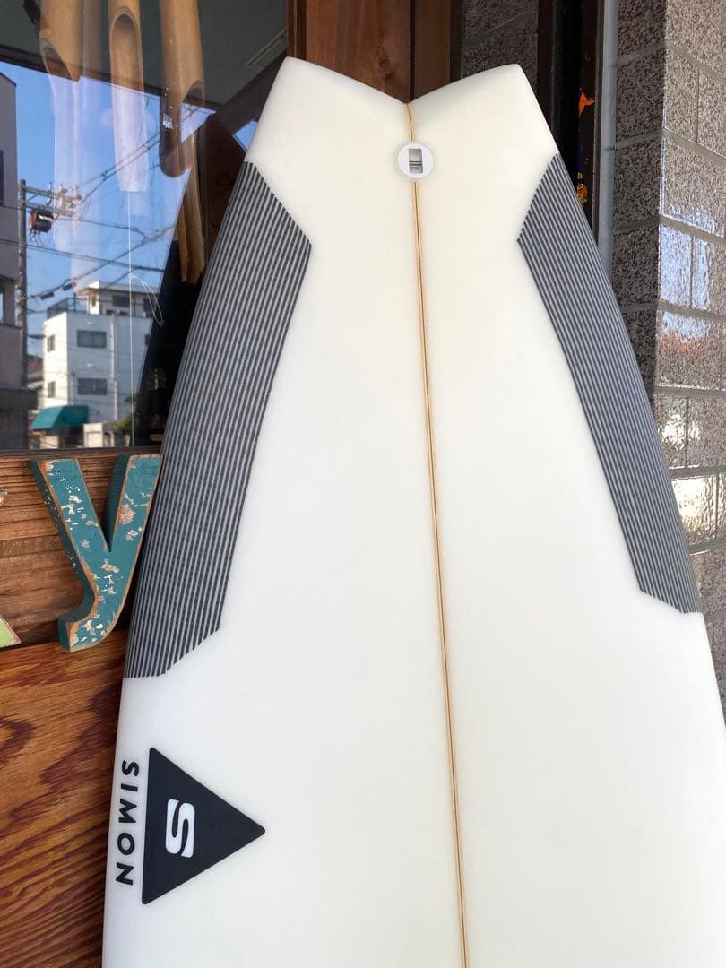 Questionサーフボード Simon Andersonシェイプ 新品 ②