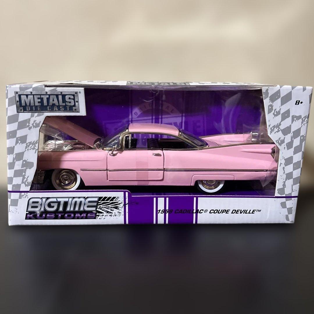 ジェイダトイズ 1/24 1959年型キャデラック・デビル（ローズカラー）