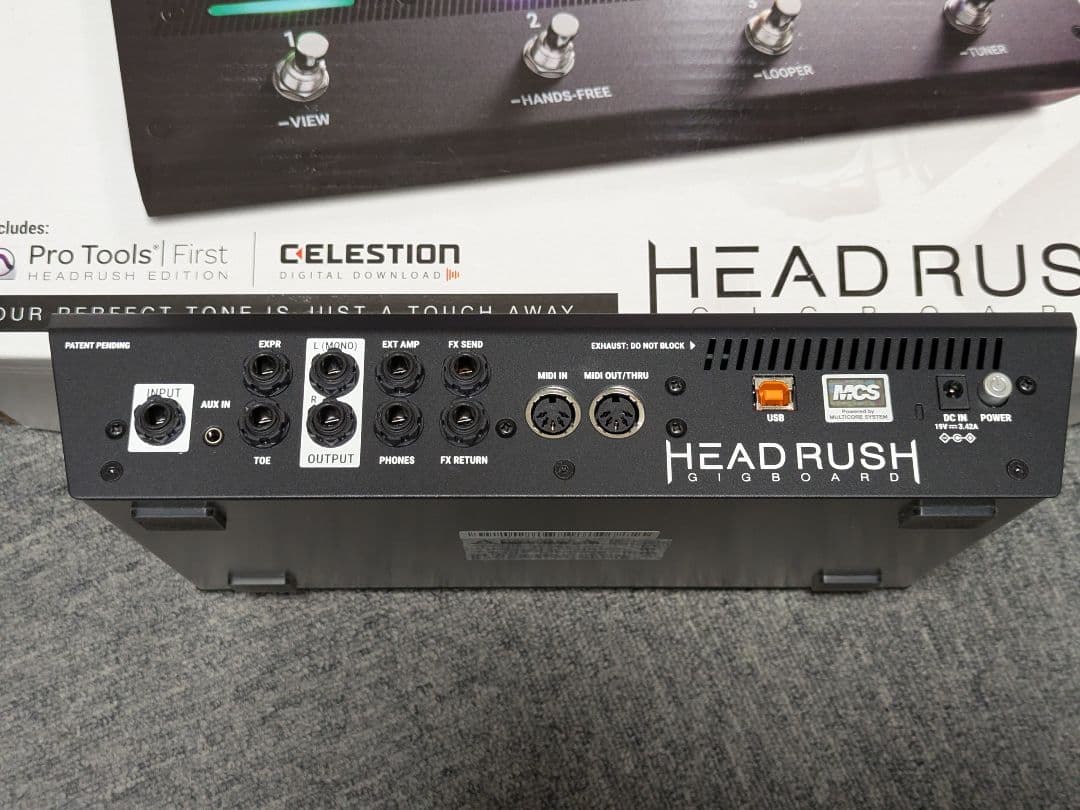 ヘッドラッシュ HeadRush gigboard