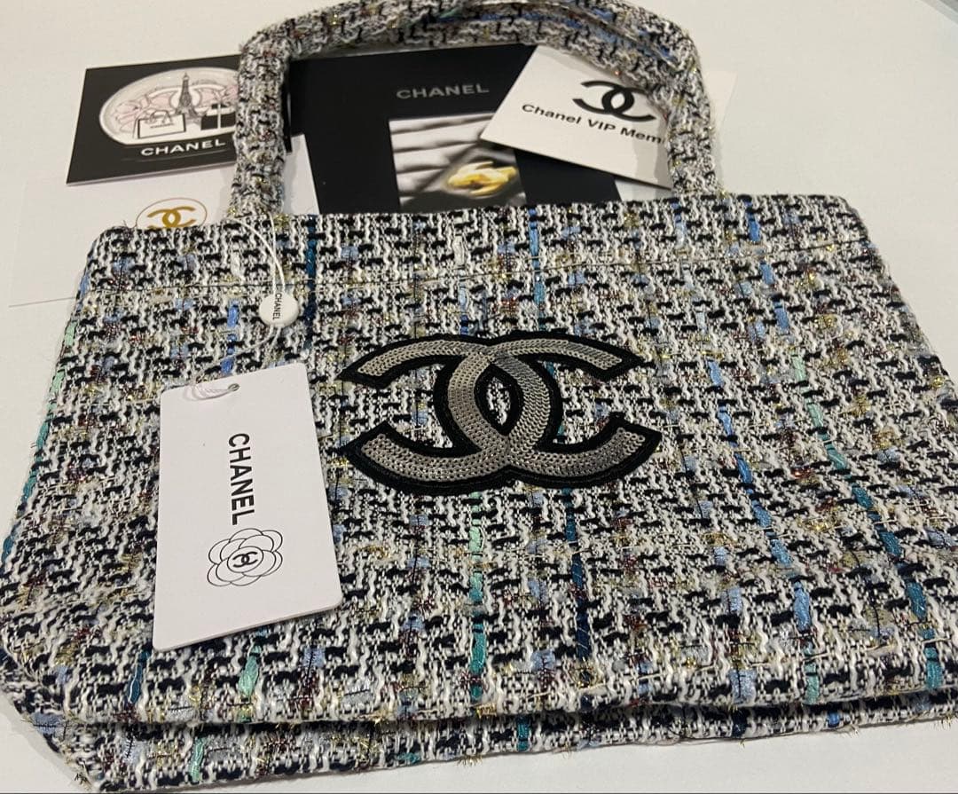 m*1様 CHANEL シャネルノベルティ　トートバッグ　ハンドバッグ　ブルーラ