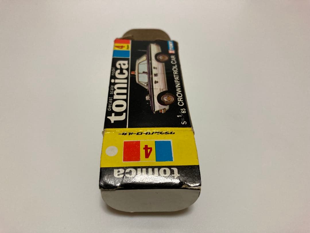 トミカ　黒箱　日本製　トヨタ　クラウン　パトロールカー　1Aホイール　白色指定箱