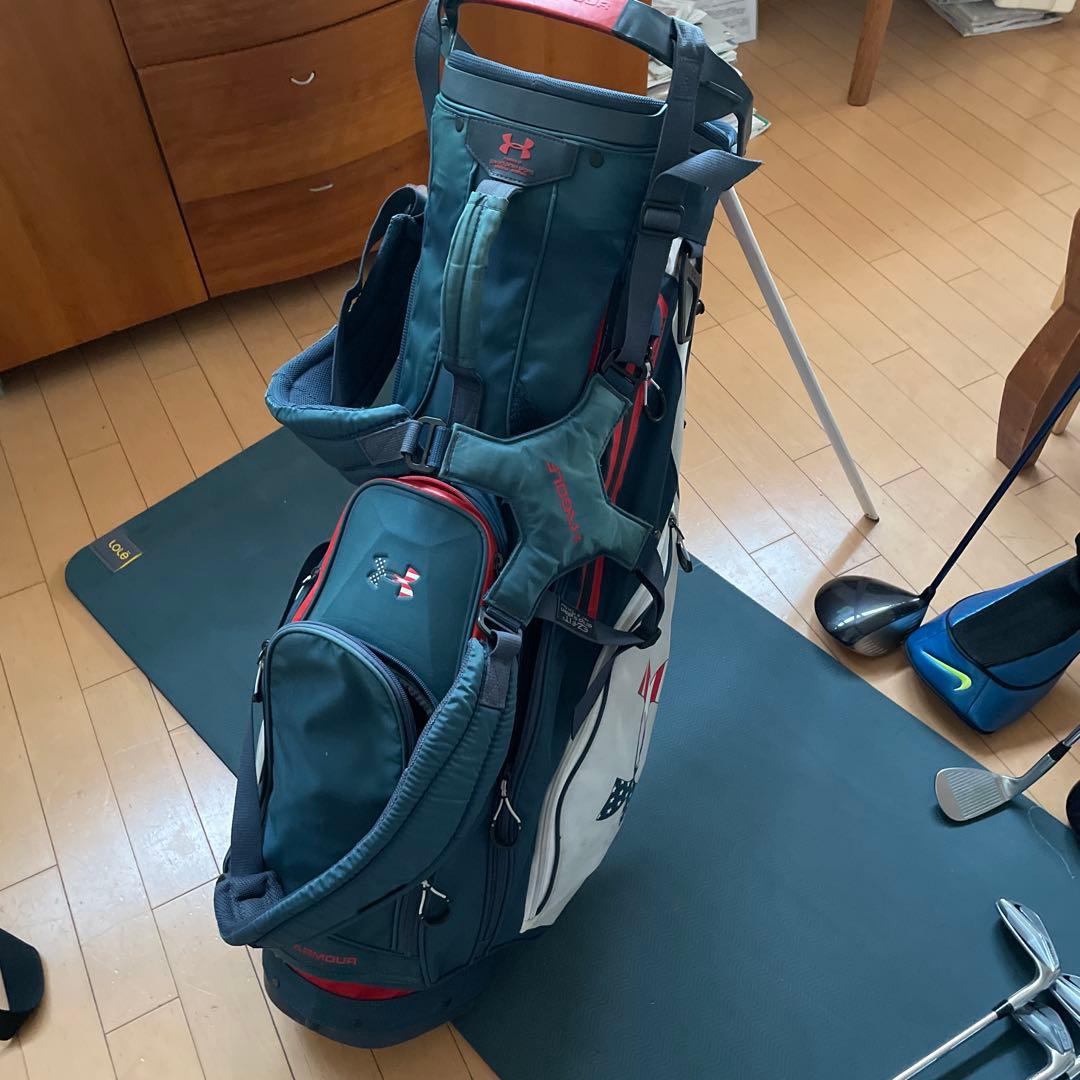 Under Armour スタンドゴルフバッグ