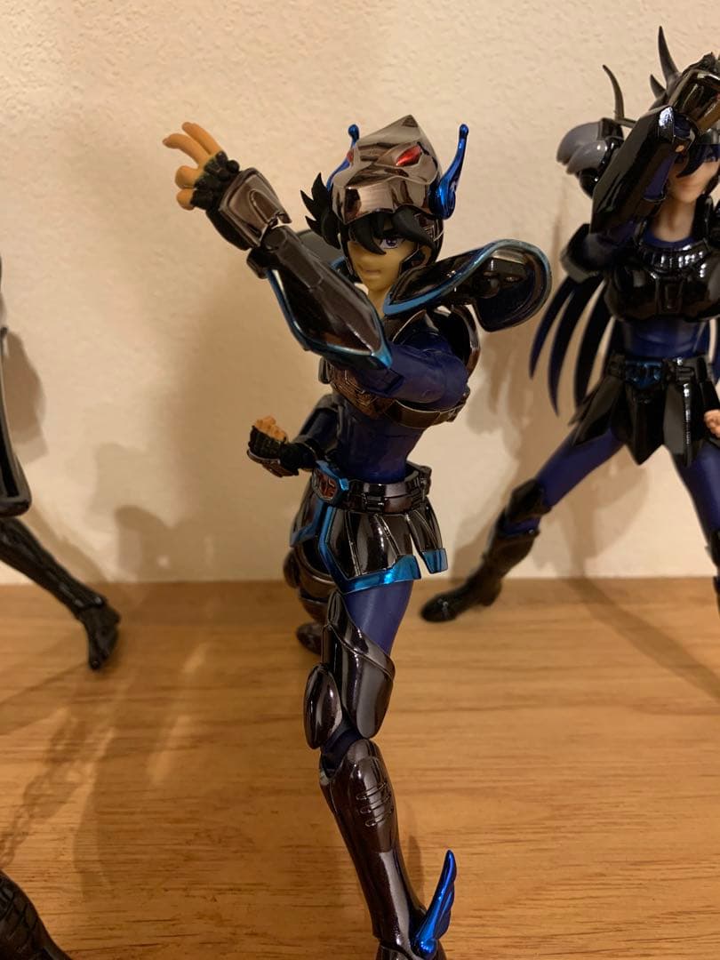 聖闘士星矢　暗黒聖闘士　フィギュア
