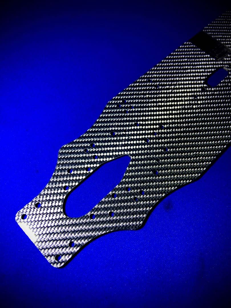 YOKOMO ヨコモ MS1.0 用 シャーシ　シルバーカーボン製　2.5㎜