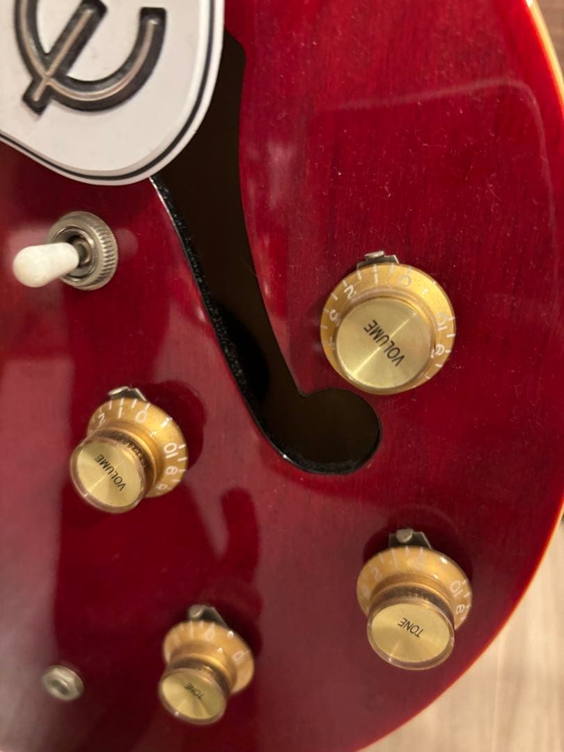Epiphone casino セミアコースティックギター チェリーレッド