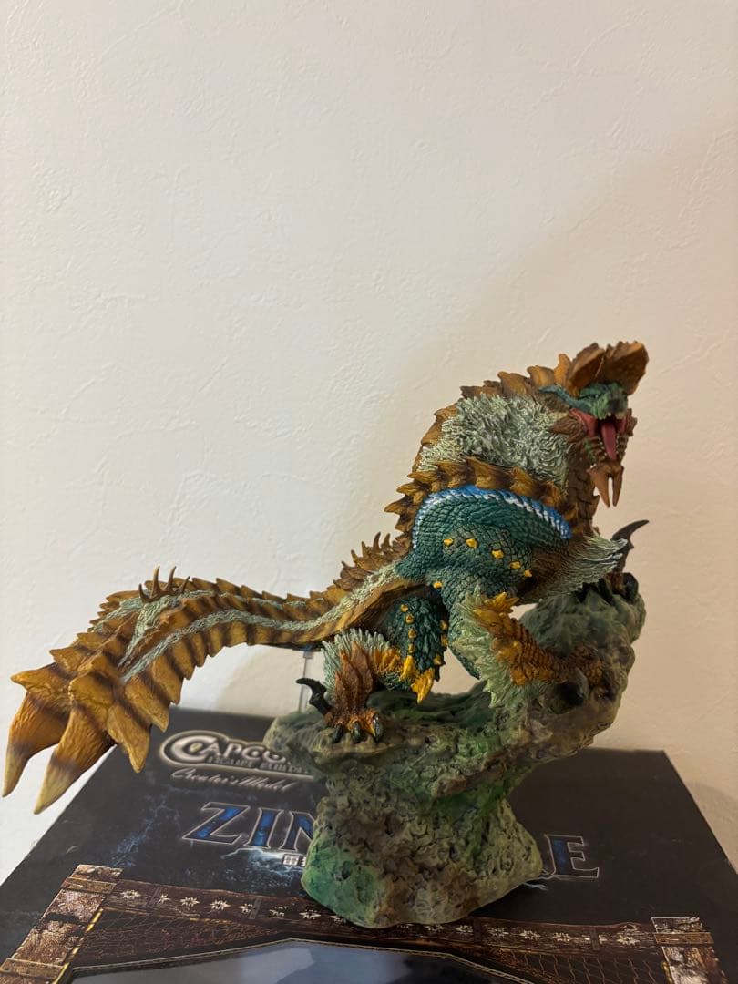 【限定値下げ中】 フィギュアビルダー クリエイターズモデル 雷狼竜 ジンオウガ