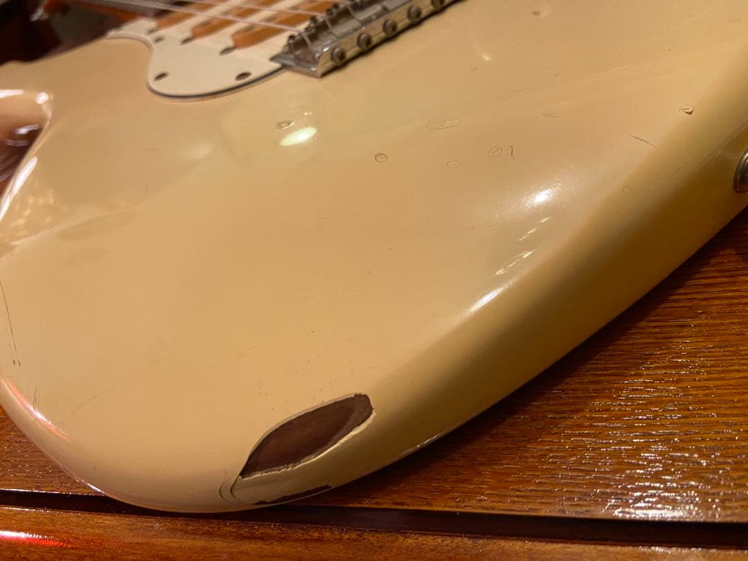 Squier fender japanストラトキャスター Eシリアル