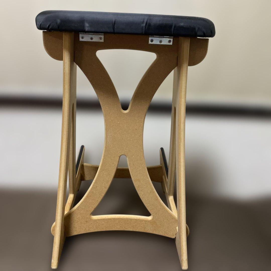 コントラバス用スタンド兼スツール