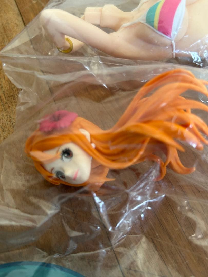 ワンピース　ナミ　ビキニ　フィギュア　未開封