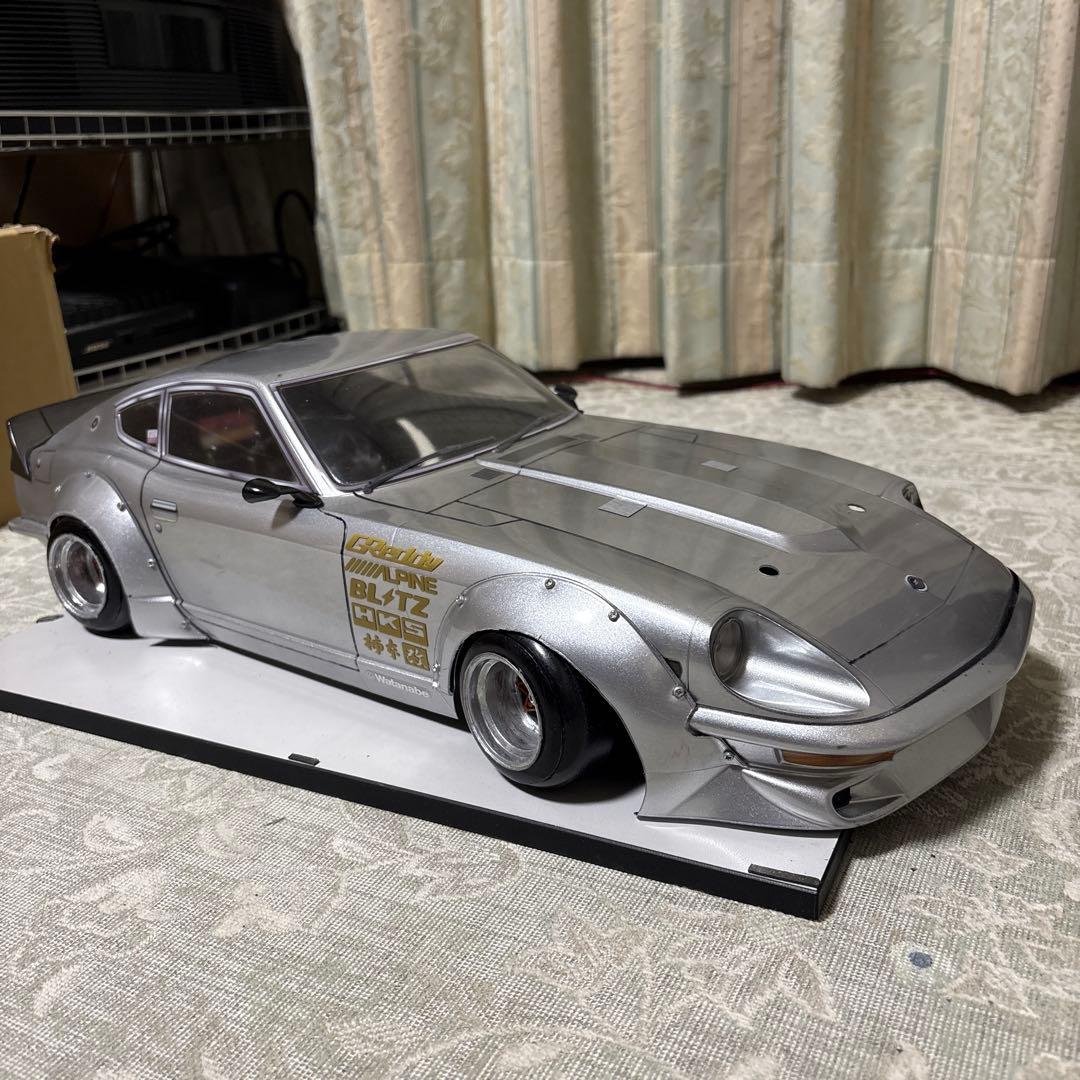 ラジコンカーボディ　ダットサンフェアレディ２４０Ｚ　ワークスフェンダー付き