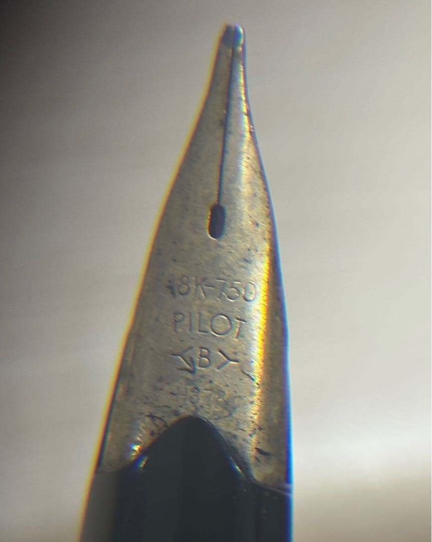 PILOT パイロット　万年筆　Elite エリート ペン先18K インクなし