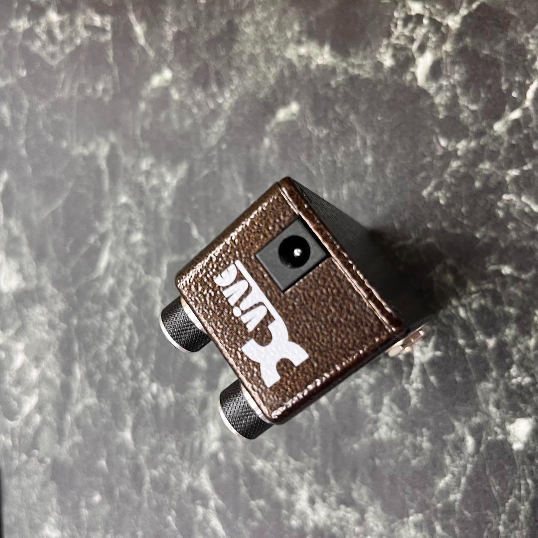 【10525】 Xvive GOLDEN BROWNIE