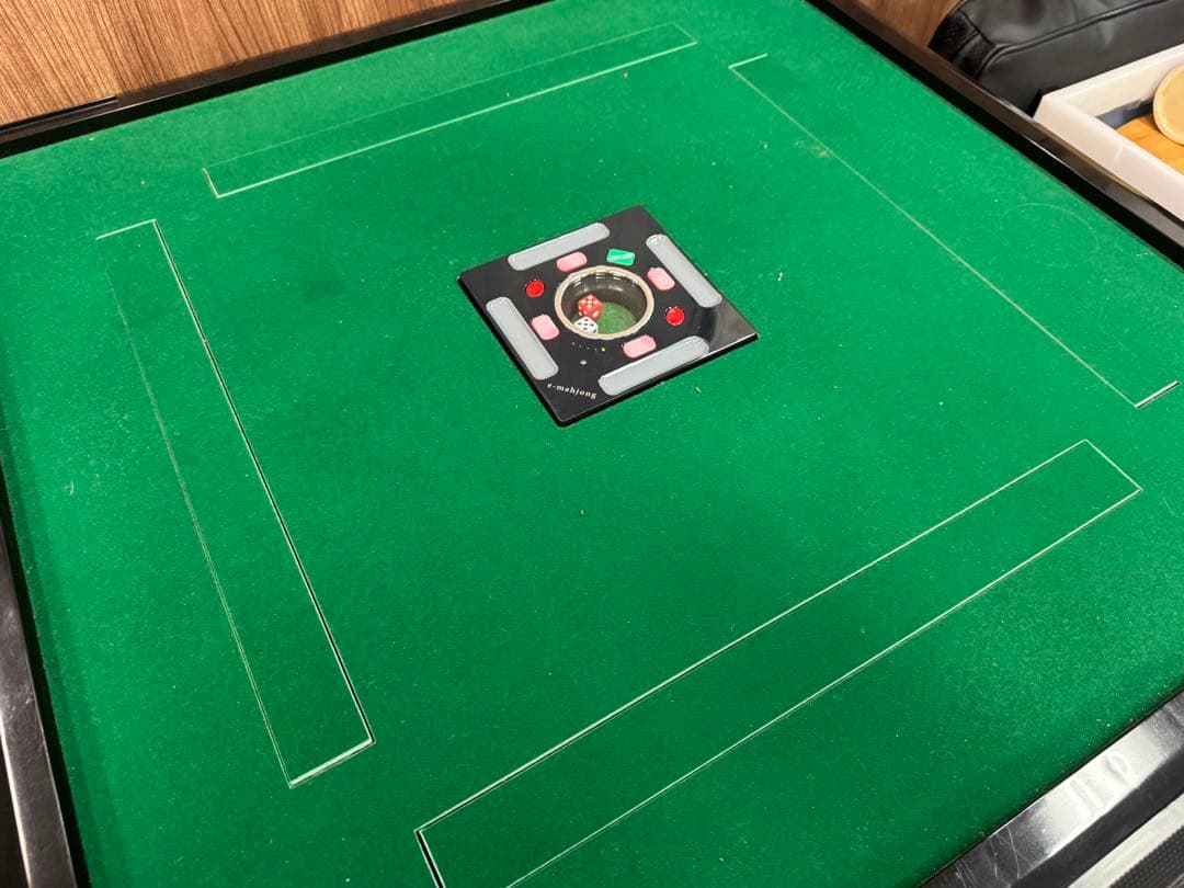 e-mahjong 全自動麻雀卓 スパイダーハッシュ　麻雀牌 点棒付
