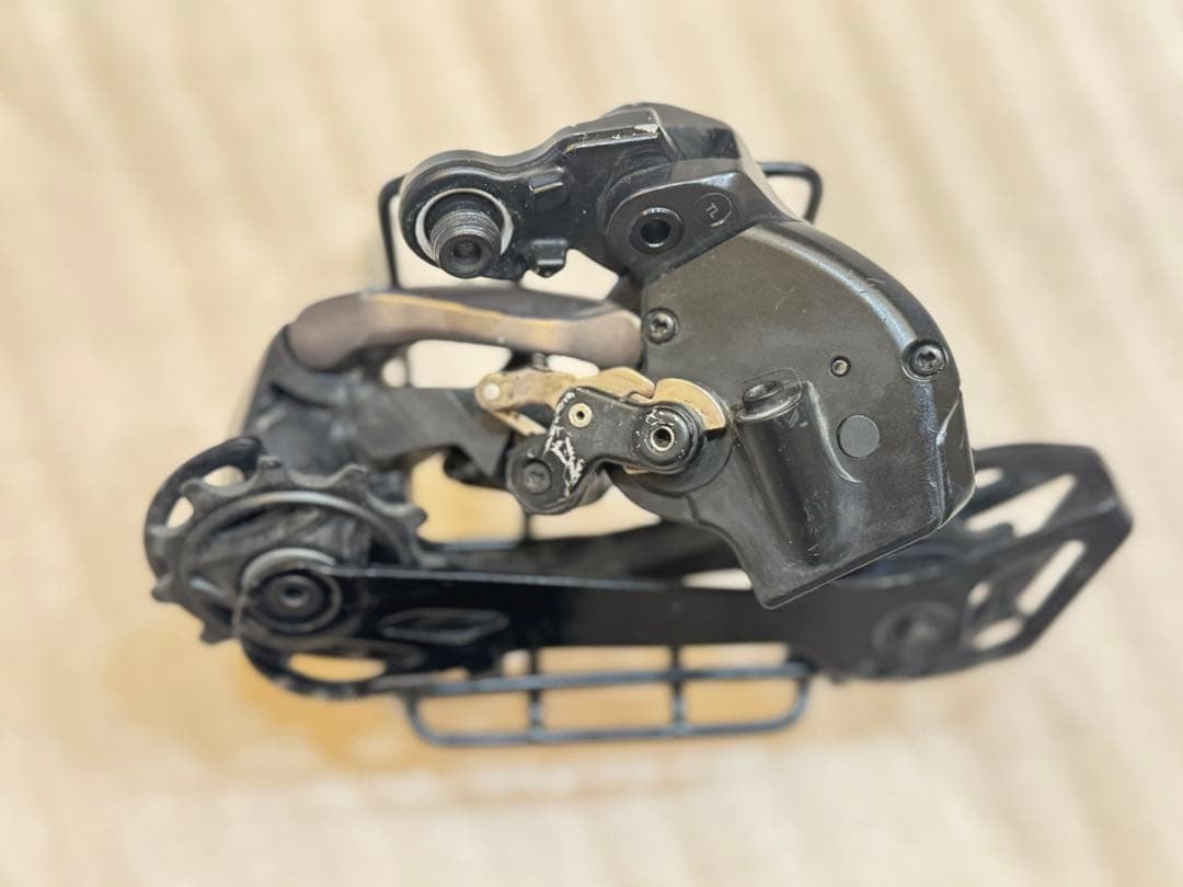 【最終価格】SHIMANO ULTEGRA R8150 RD di2 12速