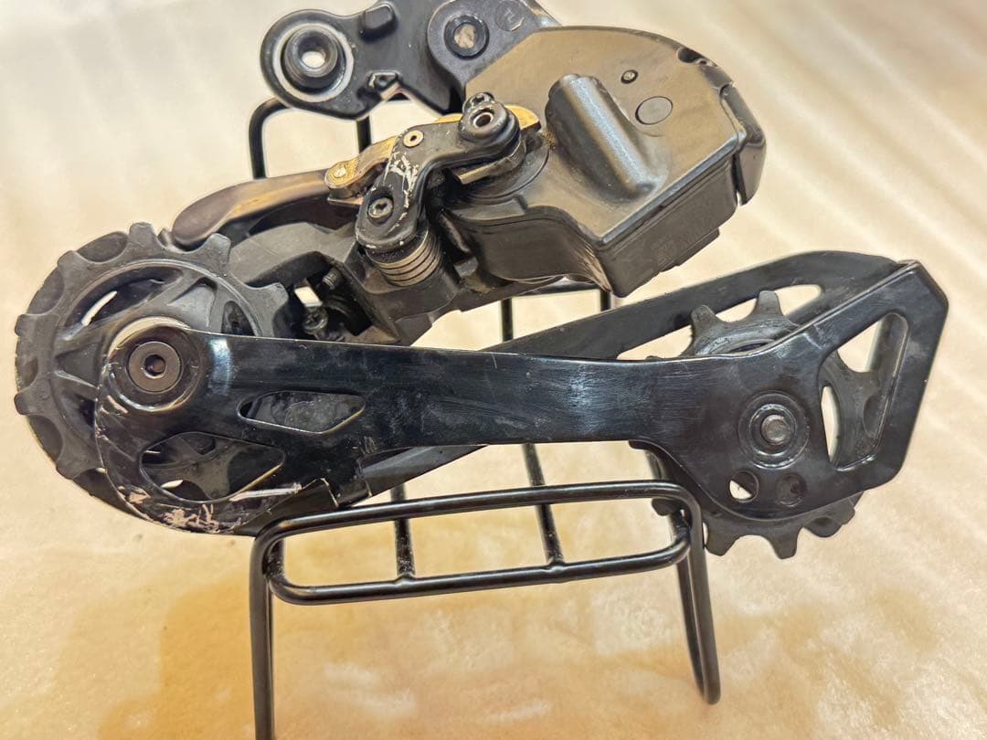 【最終価格】SHIMANO ULTEGRA R8150 RD di2 12速