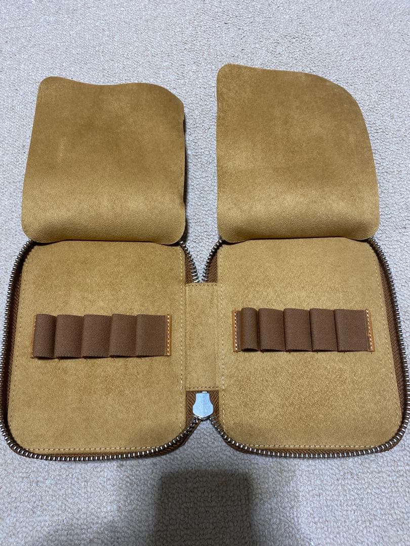 Galen Leather のレザージップペンケース10本収納タイプ