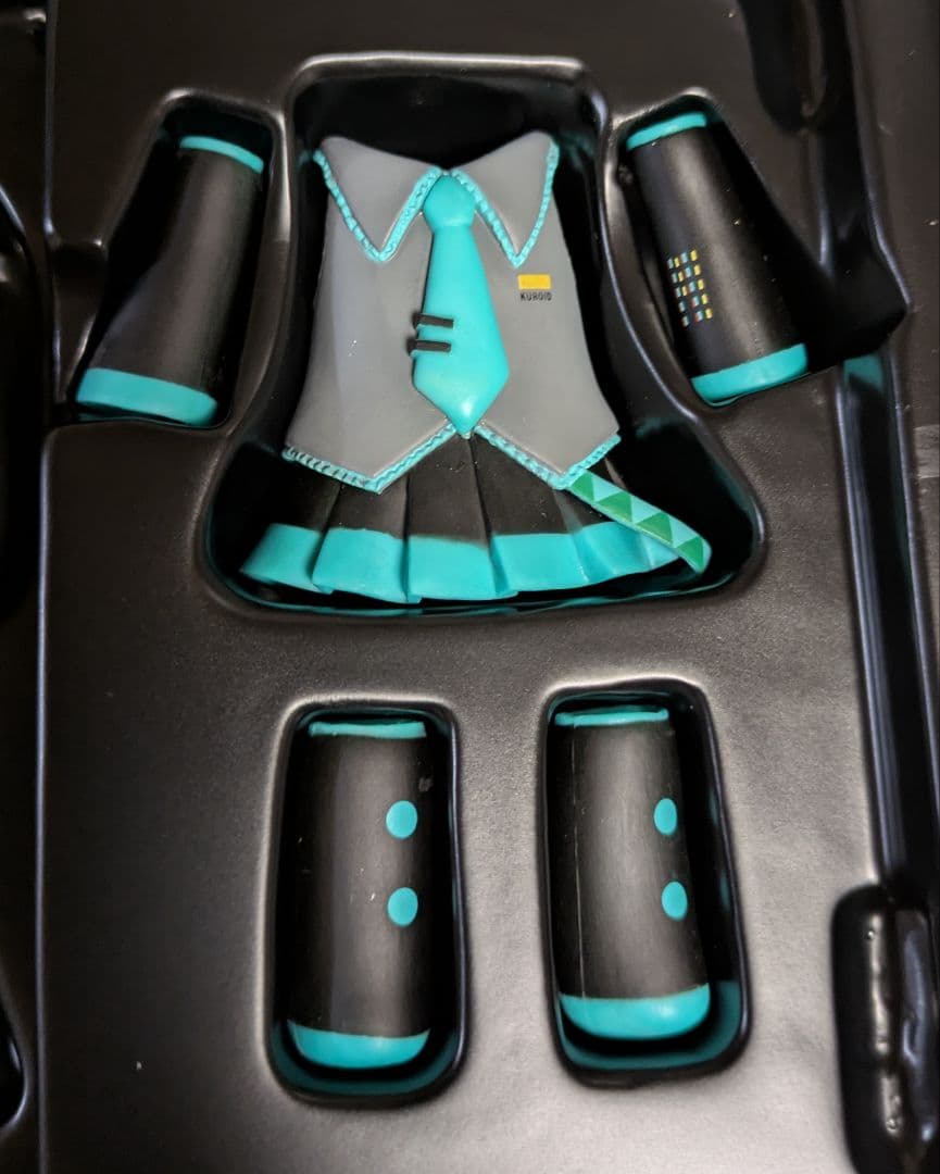 リボルテック どこでもいっしょ 初音ミクver. トロ クロ