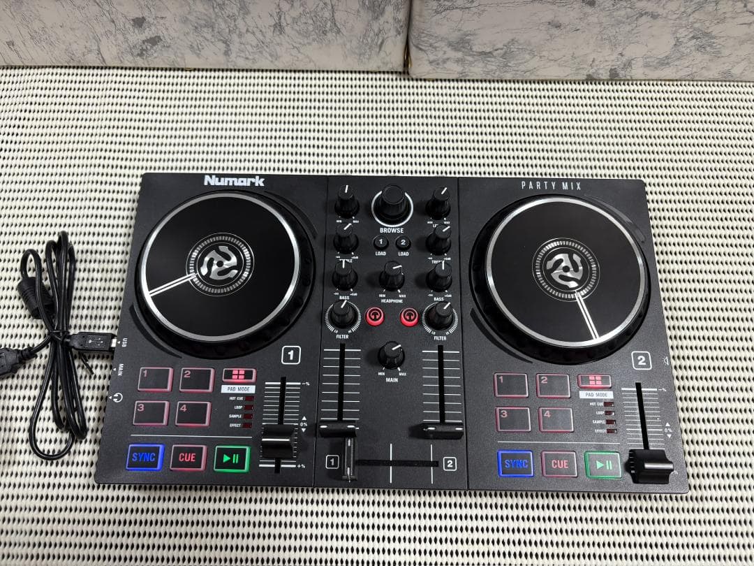 【美品】 Numark PARTY MIX DJコントローラー 動作品