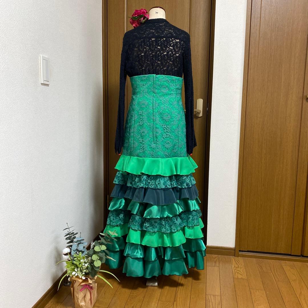 フラメンコ衣装　ハンドメイド　グリーンのファルダ