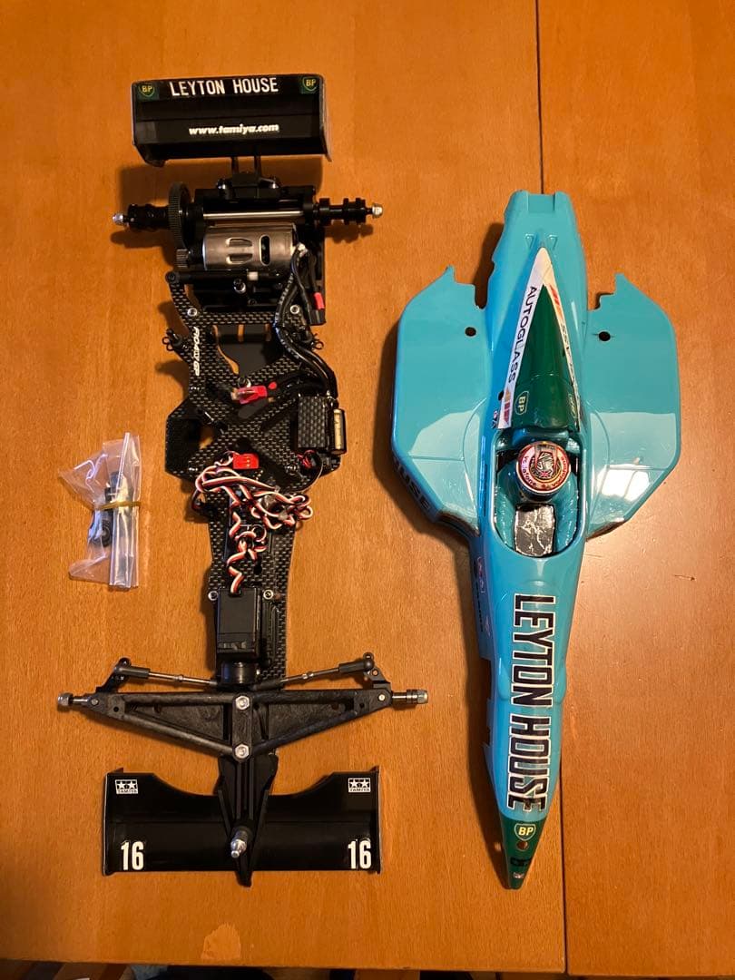 タミヤ　F104WGP メカその他パーツ付き