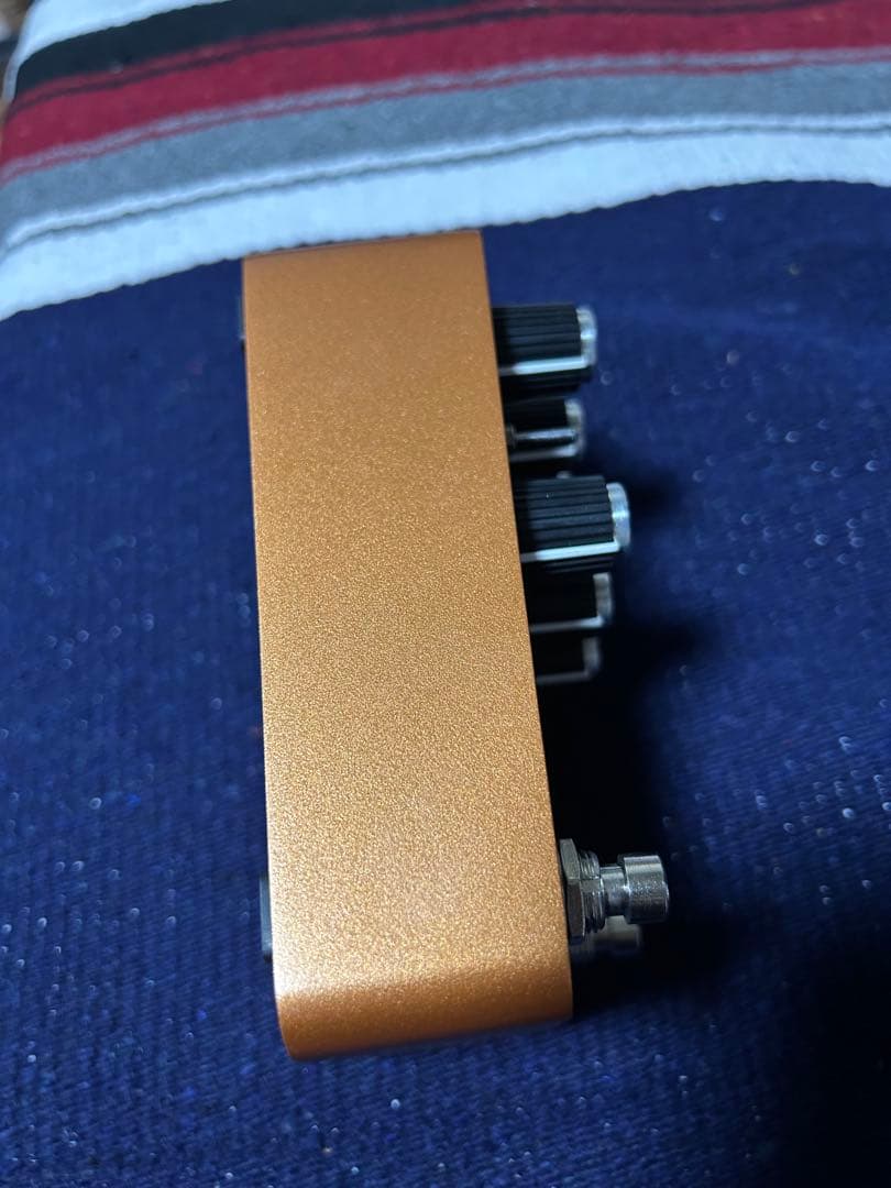 ギター UNIVERSAL AUDIO UAFX WOODROW