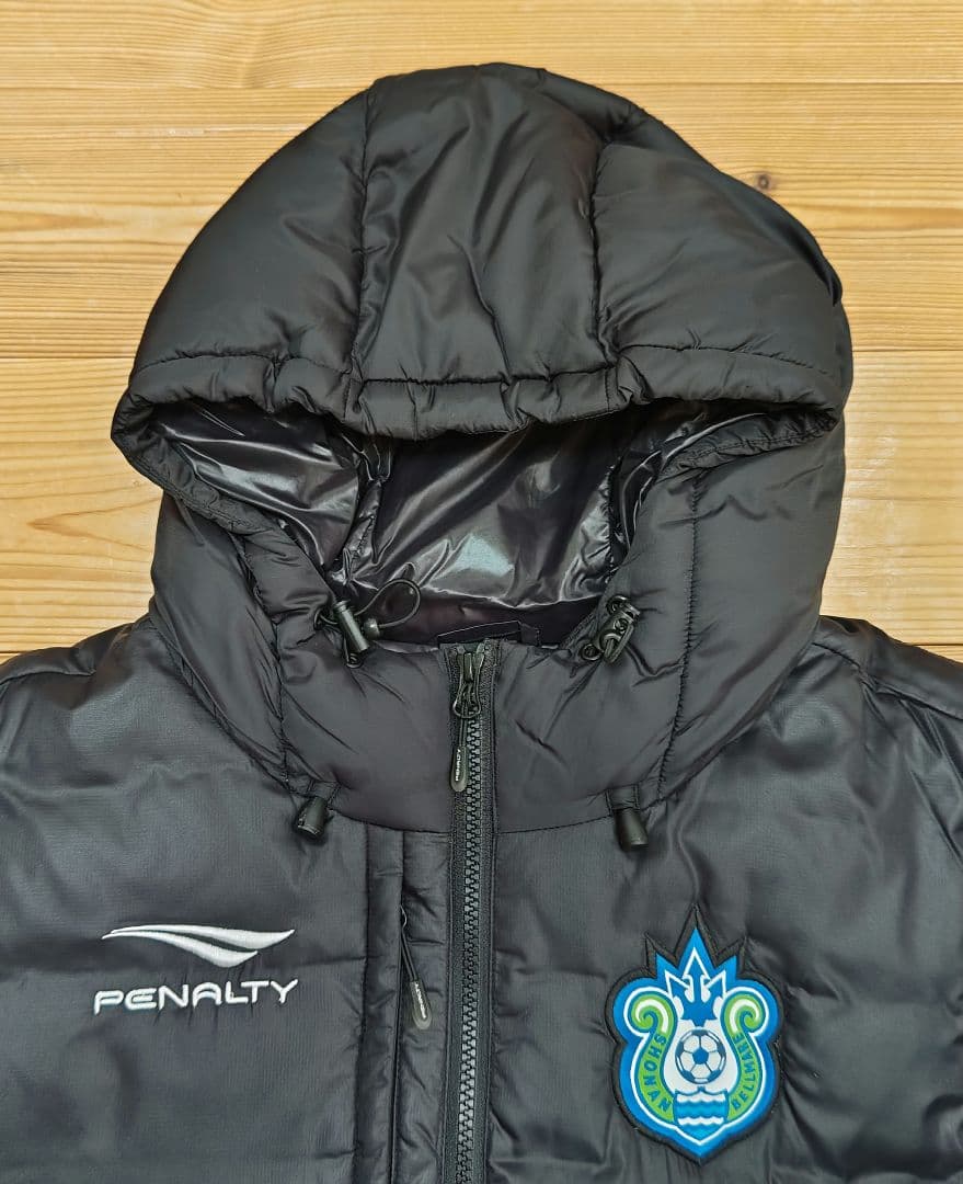 湘南ベルマーレ PENALTY フードダウンジャケット Mサイズ 美品 コート