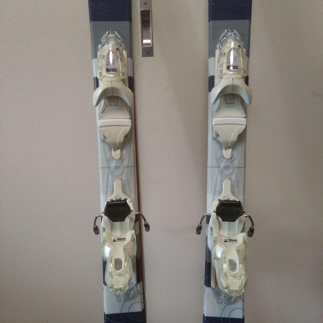 スキー板　COSMIC SURF KIARA×142cm