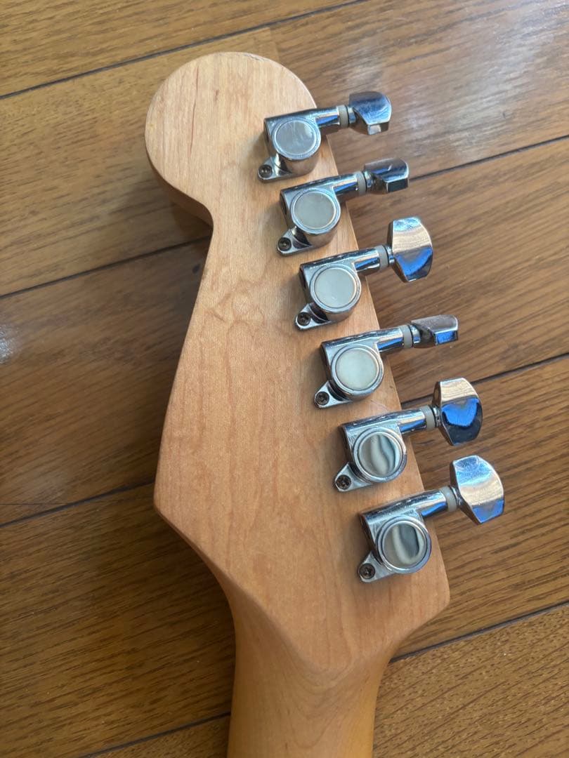 メーカー不明ストラトキャスター美品