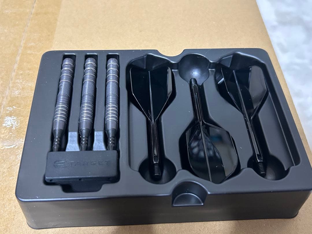 ダーツ TARGET BLACK MARQUE DRACO 2.0