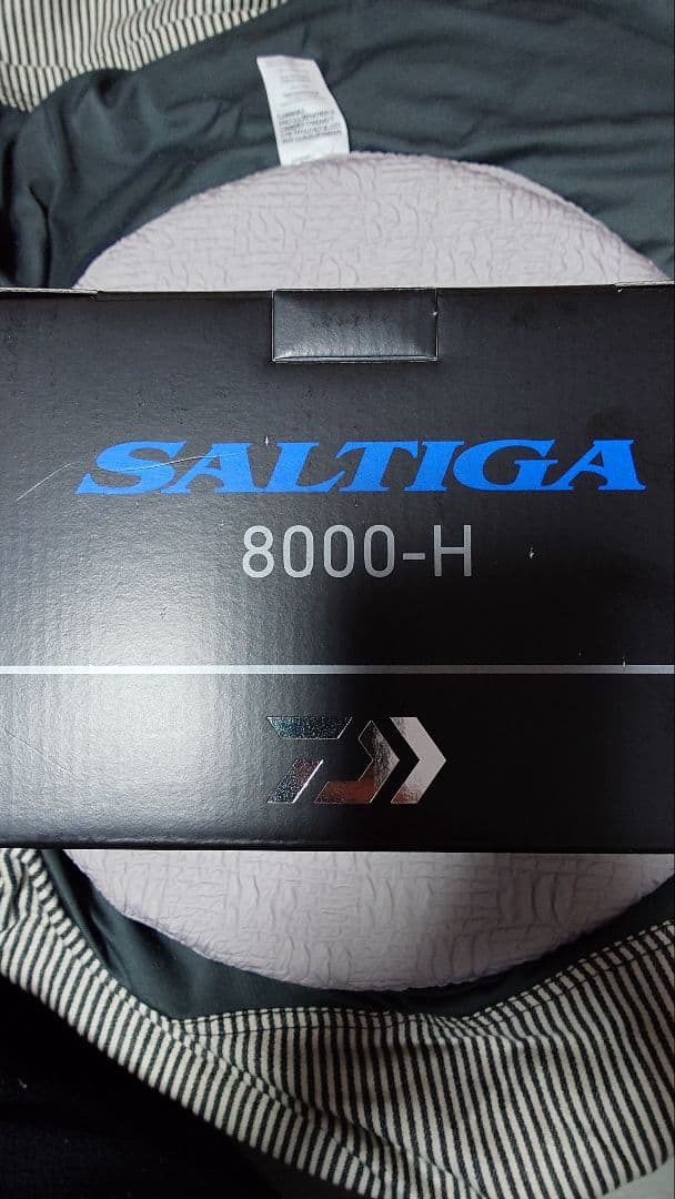 カズ　2月25日まで出品　20ソルティガ8000H　おまけ付　美品